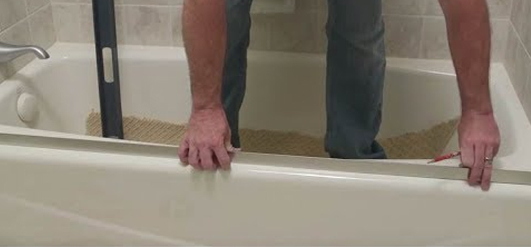 Sliding Shower Door Repair in Del Aire